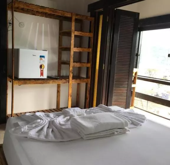 Majatalo Villa Rustica Praia Dos Anjos