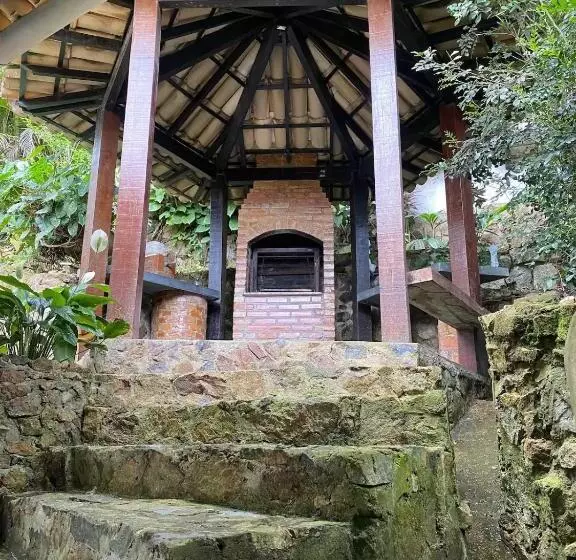 Majatalo Villa Rustica Praia Dos Anjos