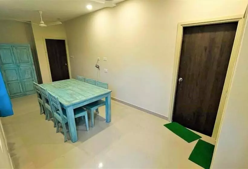 ベッドアンドブレックファースト Shikhar Bunglow   A Stunning Valley View Bungalow In Mount Abu