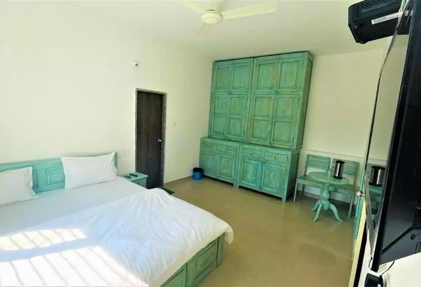 ベッドアンドブレックファースト Shikhar Bunglow   A Stunning Valley View Bungalow In Mount Abu