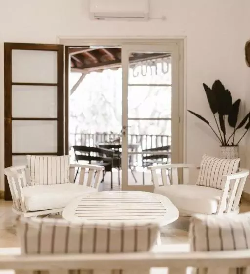 El Nido Hostel