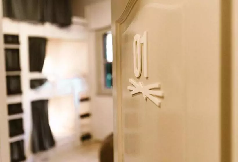 El Nido Hostel
