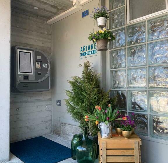 هتل B&b Stossplatz