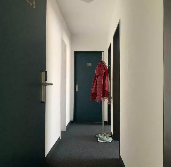 ホテル B&b Stossplatz