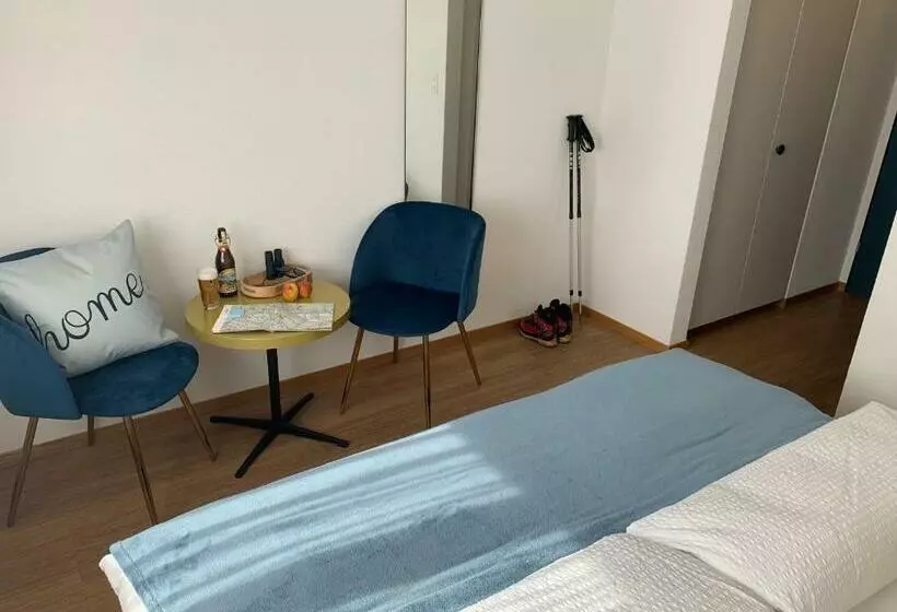 ホテル B&b Stossplatz