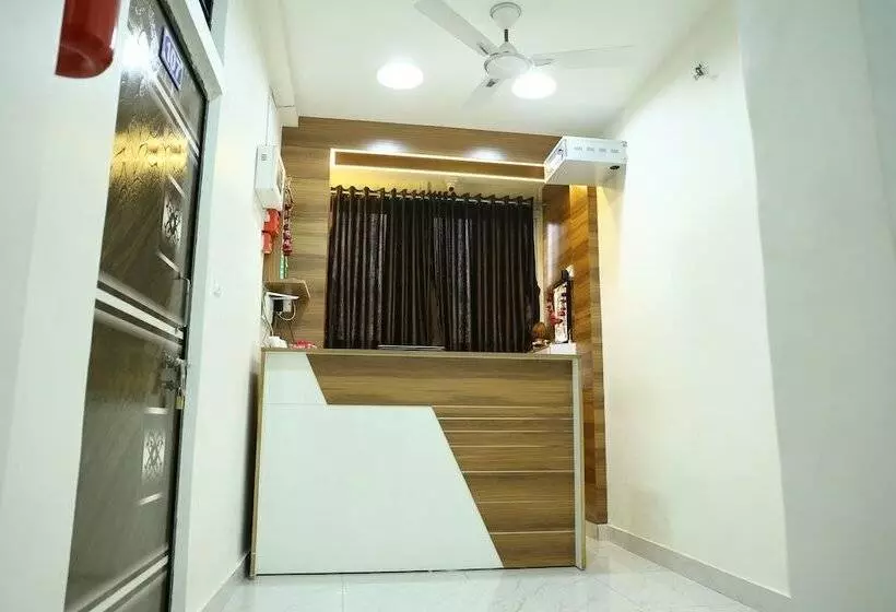 هتل Bharosa