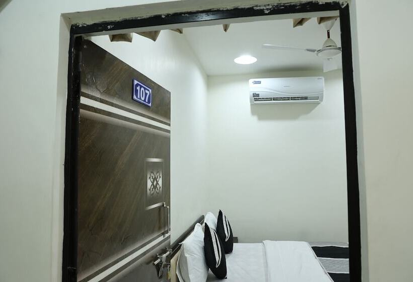 בית מלון כפרי Bharosa