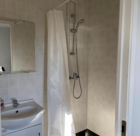 هتل Gil Guesthouse