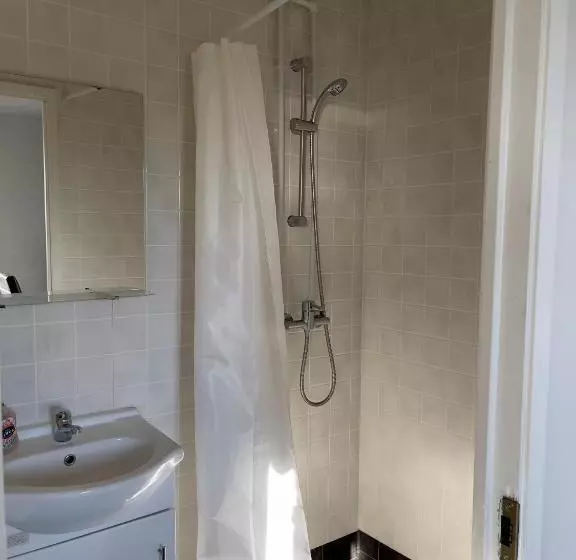 هتل Gil Guesthouse