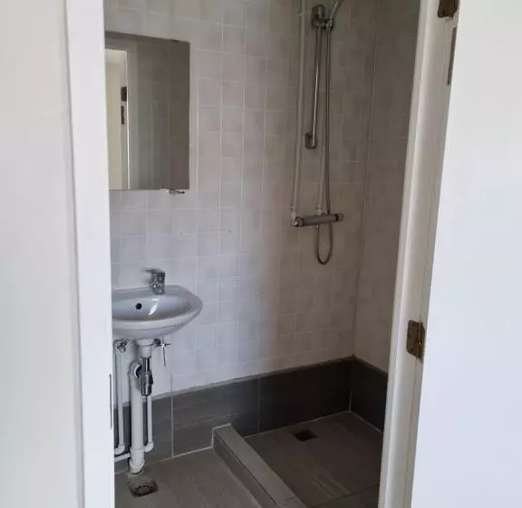 هتل Gil Guesthouse