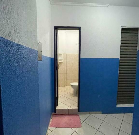 Pansiyon Portaria E Circulação De Hóspedes Só Até 22 Horas   Compartilhado Hostel