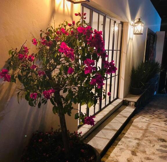 Tatala Hotel & Garden