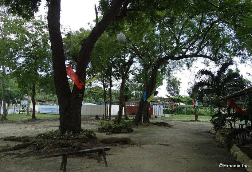 Bluejaz Resort And Waterpark