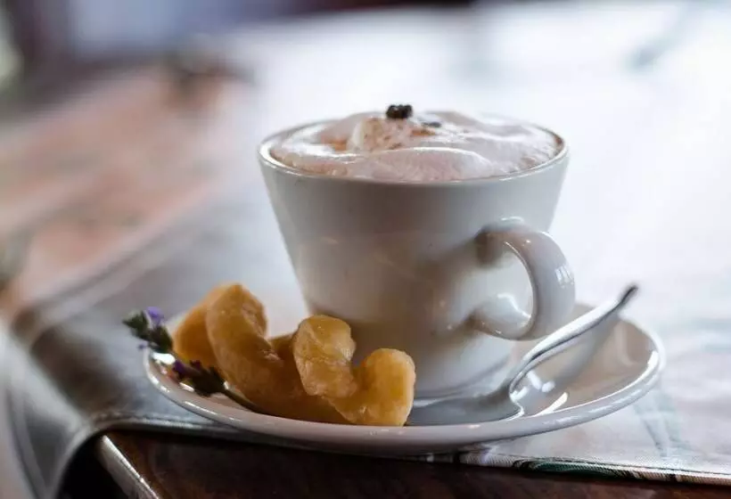 Buffelsdrift Game Lodge