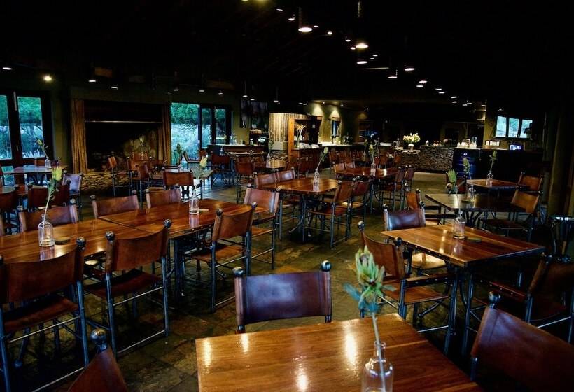 Buffelsdrift Game Lodge