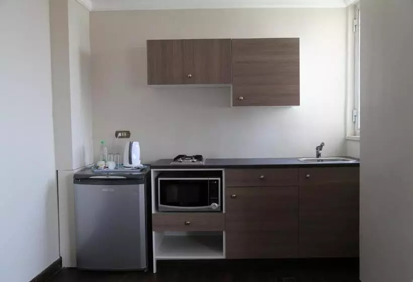 Gondola Hotel & Suites