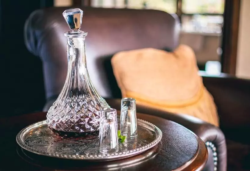 Hitgeheim Country Lodge