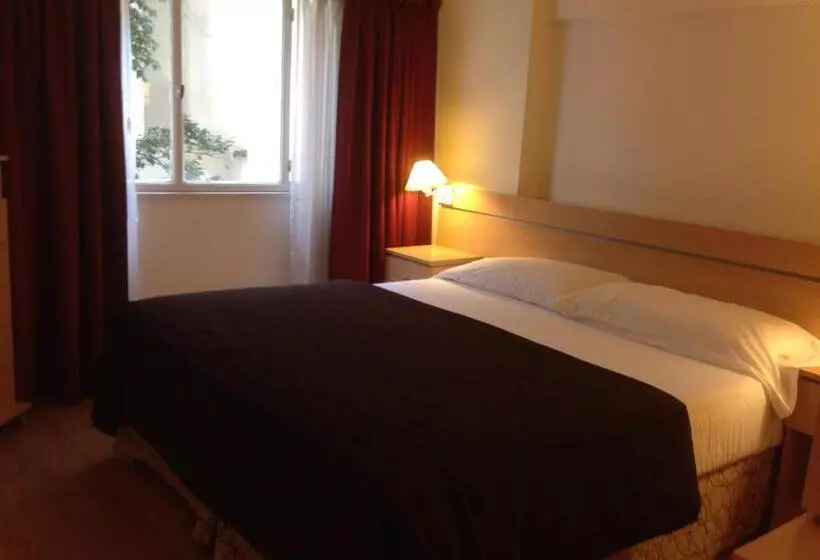 هتل Callao Suites Recoleta