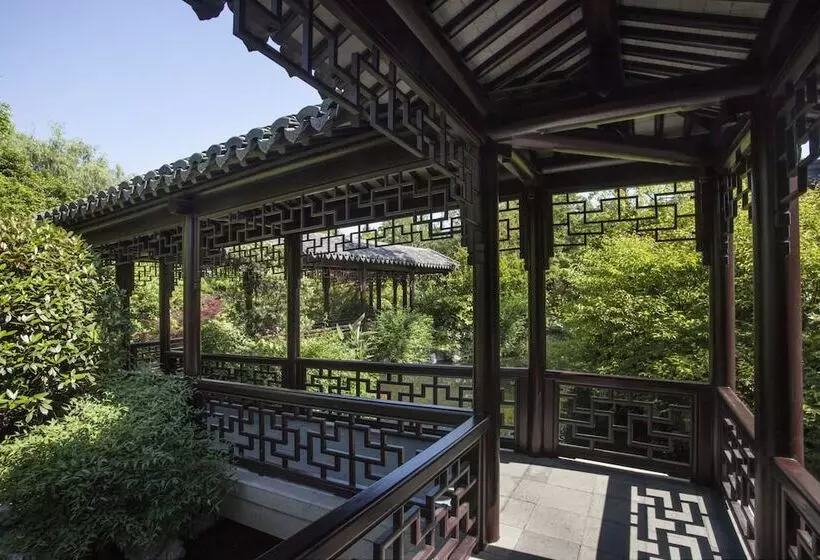 Four Seasons Hotel Hangzhou At West Lake