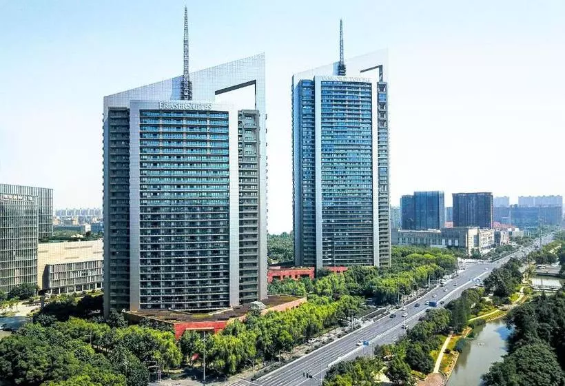 בית מלון כפרי Fraser Suites Nanjing