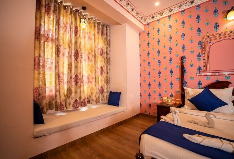 ホテル Laxmi Niwas