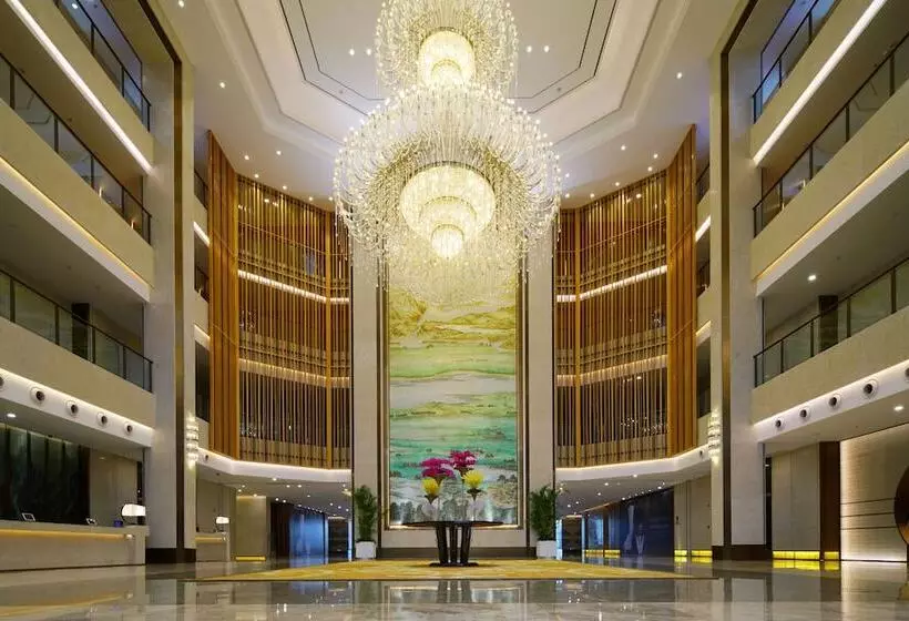 Qingshan Hotel Baotou(yingbin Building)