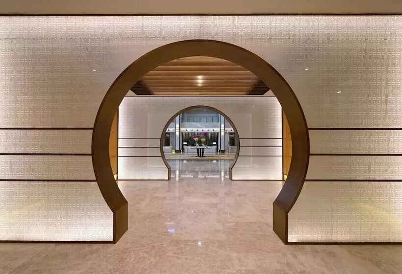 Qingshan Hotel Baotou(yingbin Building)