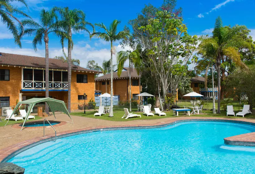 هتل Vacation Village