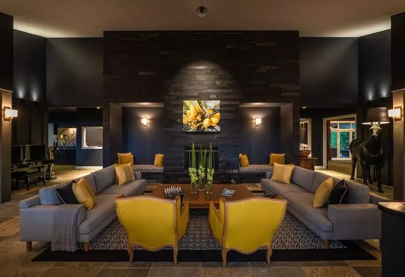 호텔 Woodhouse Mountain Lodge