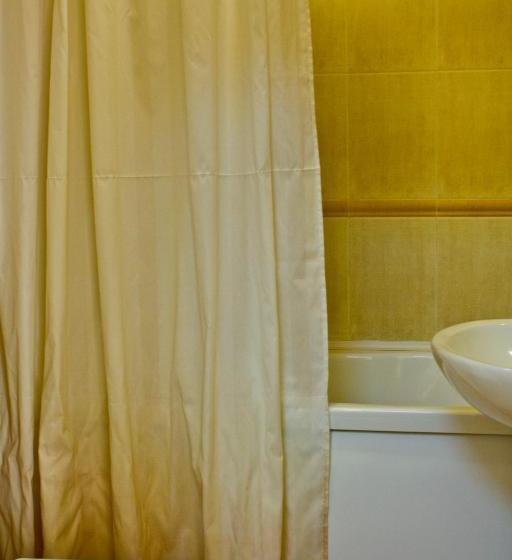 בית מלון כפרי Yaik