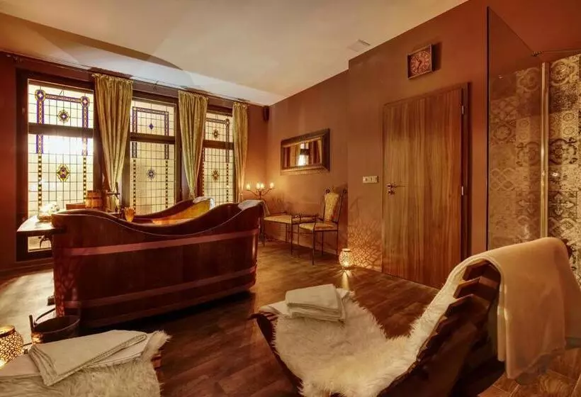 Kyjovský Pivovar Hotel, Restaurace, Pivní Lázně