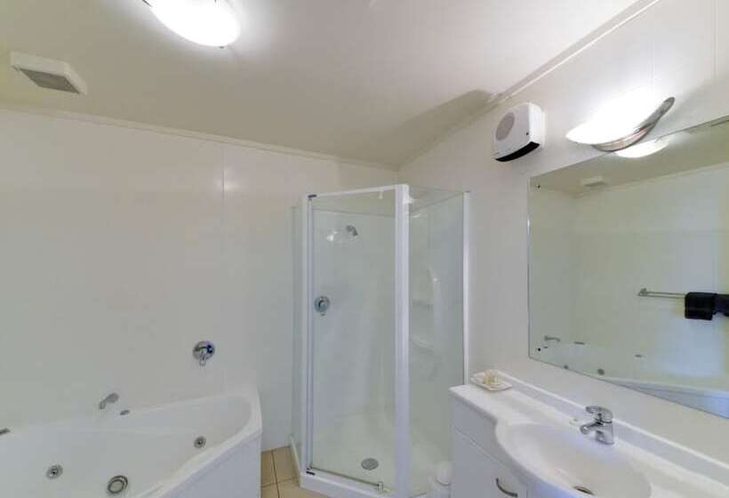 모텔 Asure Avenue Motor Lodge