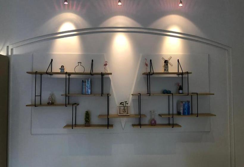 Motel Shanghai Xintiandi Xujiahui Road