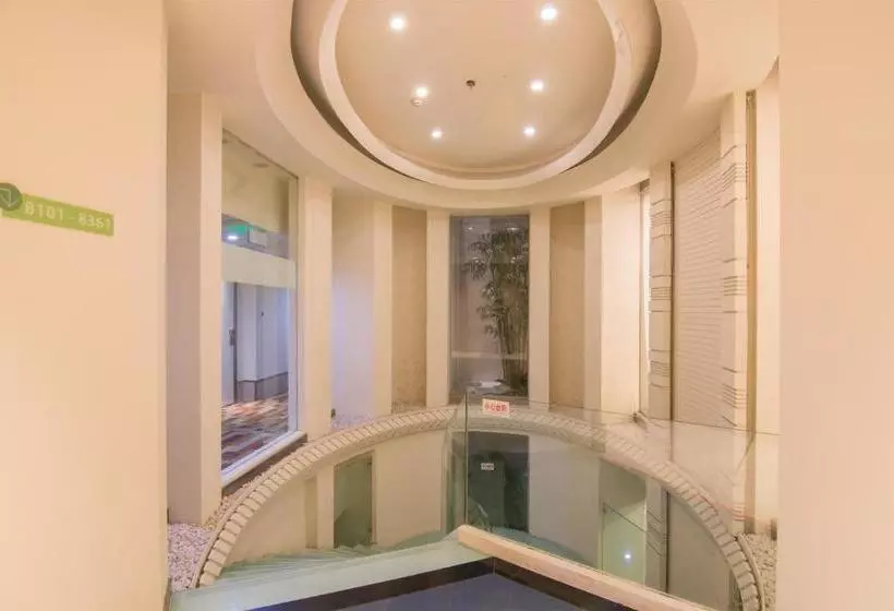 Motel Shanghai Xintiandi Xujiahui Road