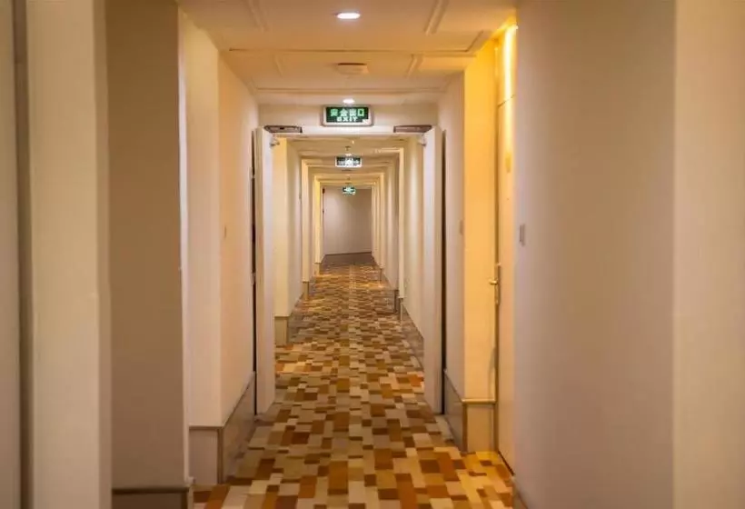 Motel Shanghai Xintiandi Xujiahui Road