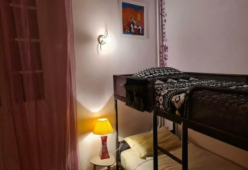 Aamiaismajoitus (B&B) Gîte D étape Le Couvent D Ossau