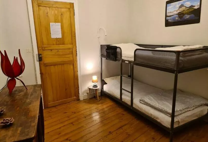 Aamiaismajoitus (B&B) Gîte D étape Le Couvent D Ossau