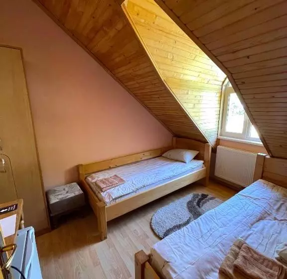 ホテル гірський узвіз