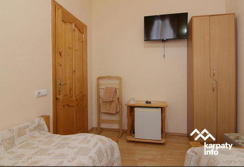 Hôtel гірський узвіз