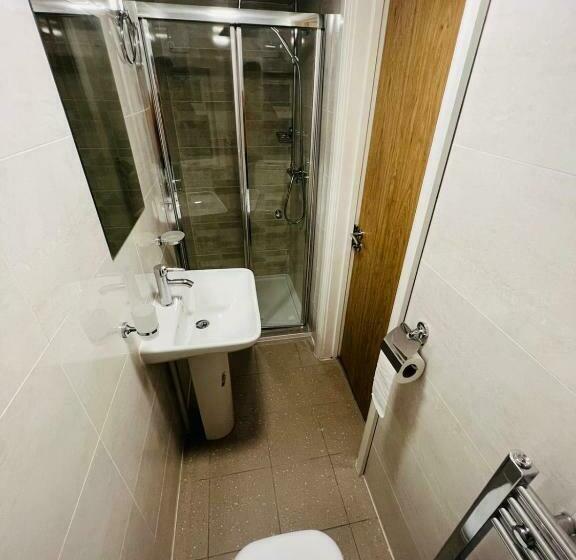 בית מלון כפרי Atz&h Inn