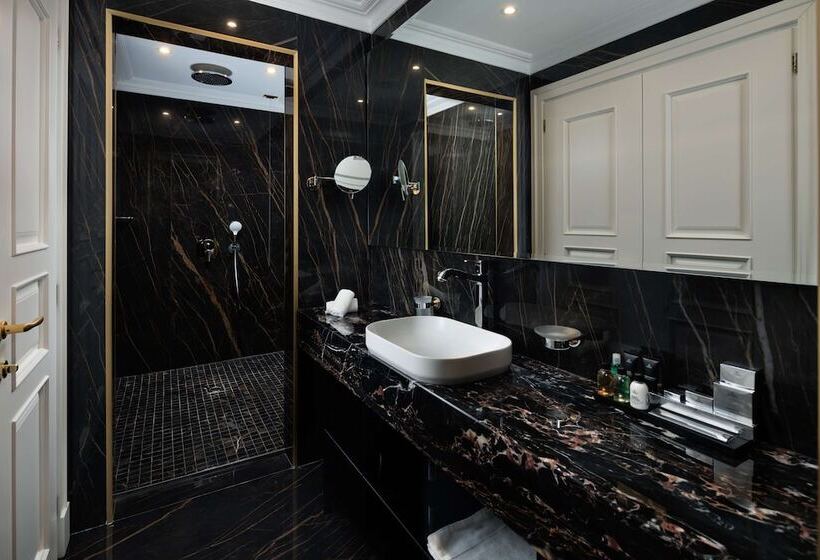 Radisson Collection Morina Hotel, Tirana