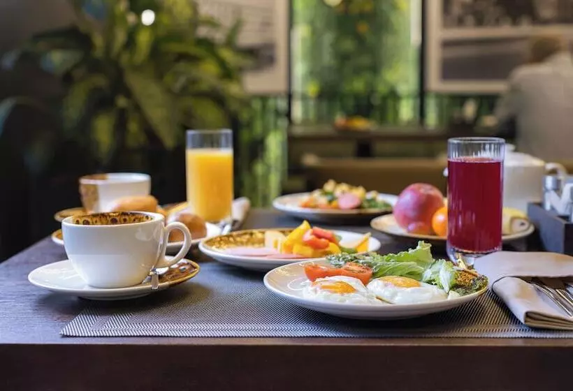 Novotel Living Almaty Jetisu