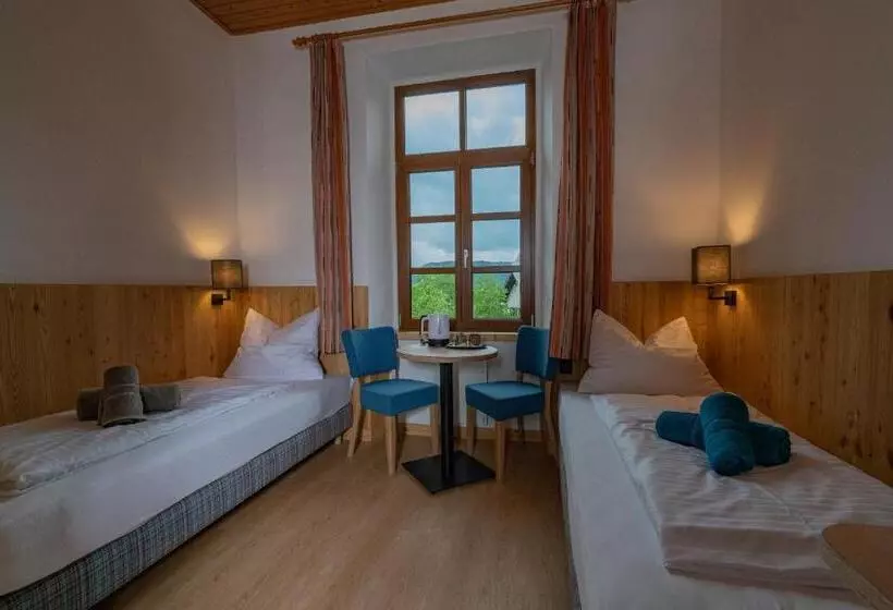 Aamiaismajoitus (B&B) Haus Weyregg   Pension