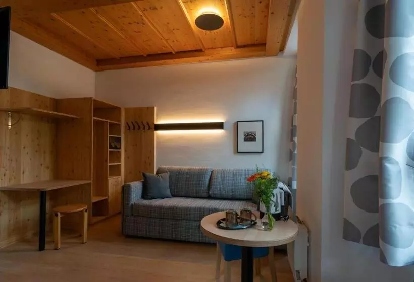 Aamiaismajoitus (B&B) Haus Weyregg   Pension