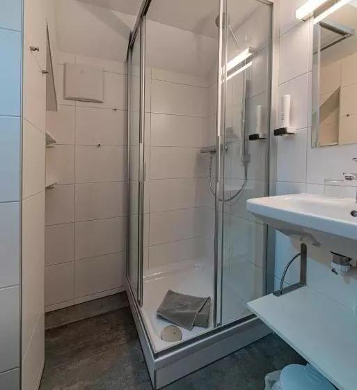 Aamiaismajoitus (B&B) Haus Weyregg   Pension