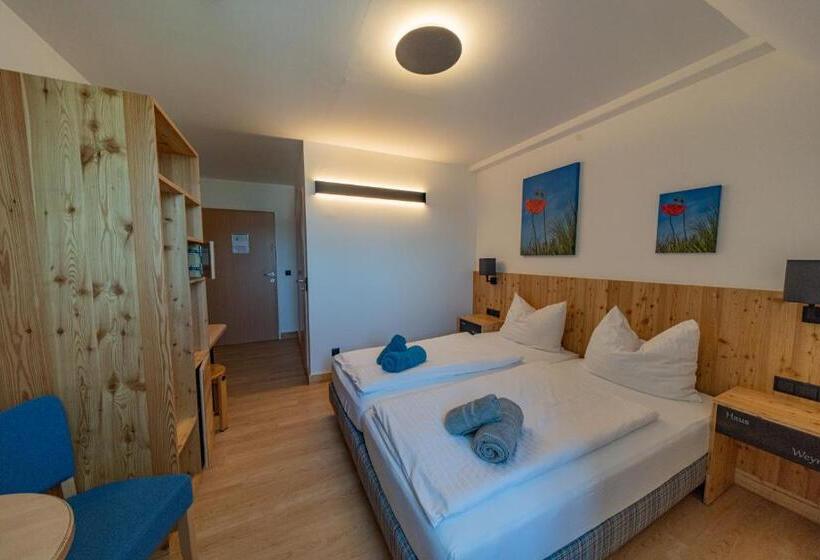 צימר Haus Weyregg Pension
