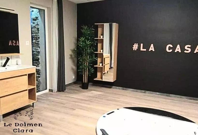 Aamiaismajoitus (B&B) La Casa Du Dolmen Clara, Balnéo Privée, Entre Terre Et Mer