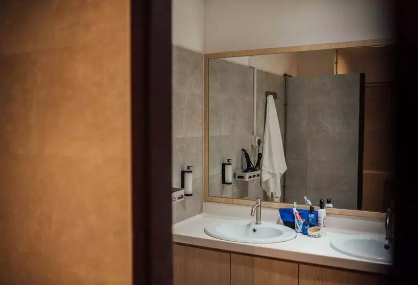 Hostel Bluewaters Pods @ Bugis