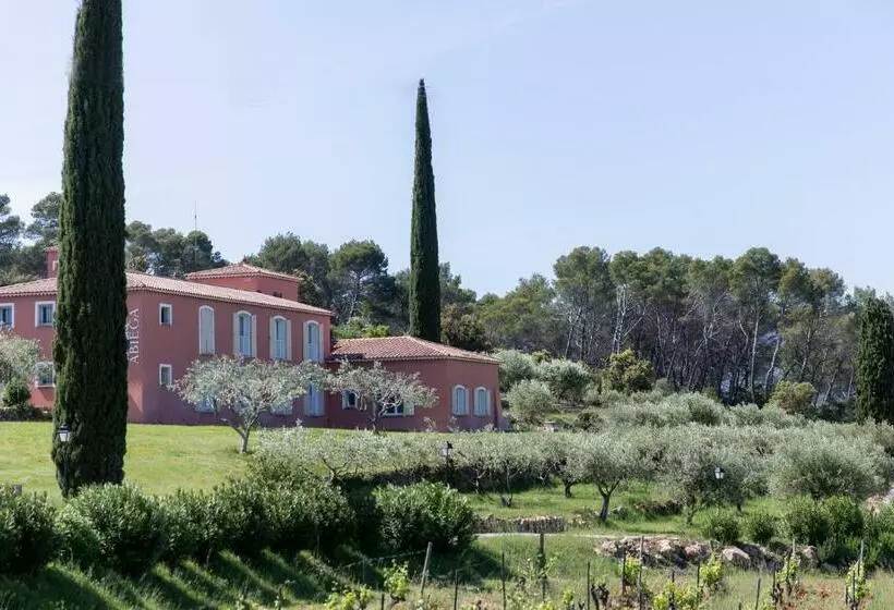 Hotelli Domaine Rabiega   Vineyard And Boutique