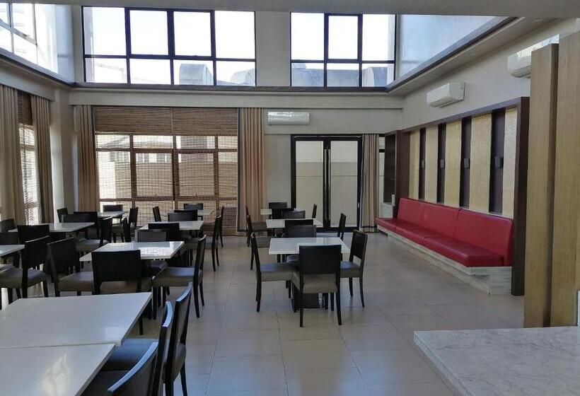 Studio Deluxe @ Sta.lucia East Grand Mall   Hotel & Residences